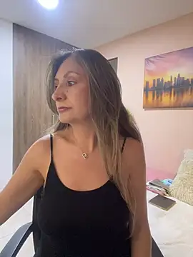 antonnella 2 online show from 01-13-26, 04:01