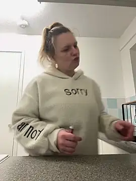 samanthaalice online show from 01-31-25, 07:40