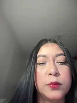Snapshot of cami_ortiz__ chatting on 12-22-24, 01:55 cami ortiz online show from 12-22-24, 01:55