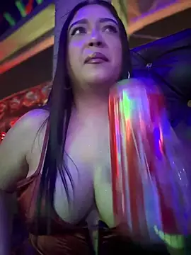 Snapshot of cami_ortiz__ chatting on 12-29-24, 03:54 cami ortiz online show from 12-29-24, 03:54