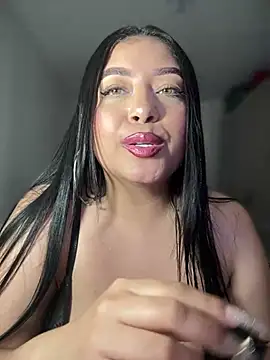 Snapshot of cami_ortiz__ chatting on 01-17-25, 05:21 cami ortiz online show from 01-17-25, 05:21