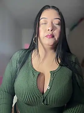 Snapshot of cami_ortiz__ chatting on 03-17-25, 03:14 cami ortiz online show from 03-17-25, 03:14