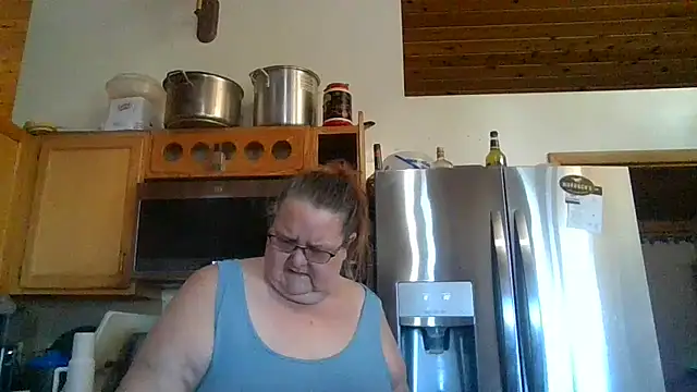 Snapshot of Hornybbw1978 chatting on 09-23-25, 11:52 Hornybbw1978 online show from 09-23-25, 11:52