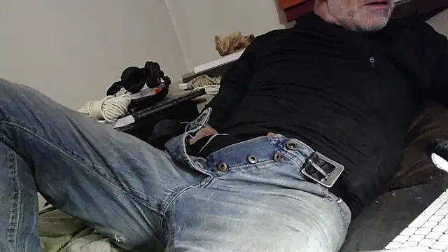 mike30nbg online show from 09-27-25, 08:36