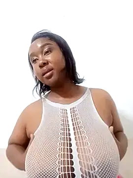 HotAFRICANBEAUTY online show from 01-13-25, 03:23