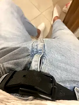 Snapshot of amyalaruz34ist chatting on 11-04-25, 01:10 amyalaruz34ist online show from 11-04-25, 01:10