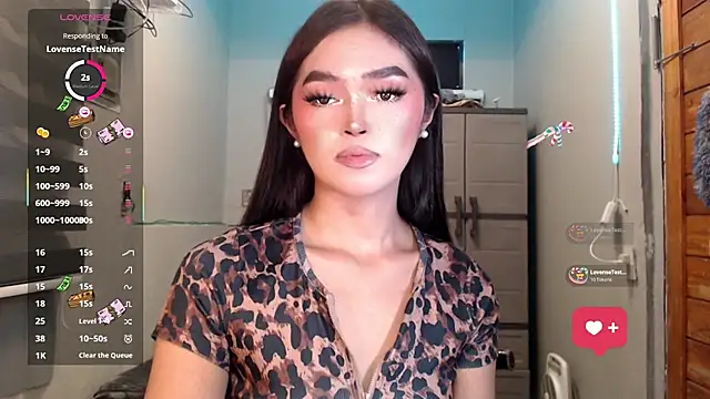 Itsme claire online show from 10-22-25, 05:08