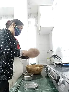 Snapshot of Riyasingh9 chatting on 01-13-25, 12:56 Riyasingh9 online show from 01-13-25, 12:56