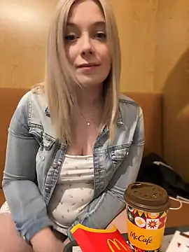 CherryAuroraa online show from 01-09-25, 02:07