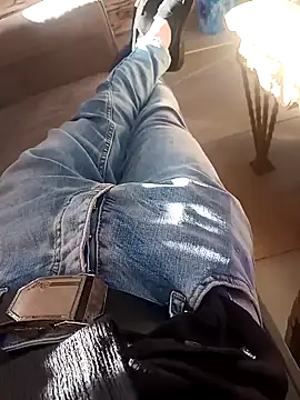 Snapshot of hotdickhow chatting on 01-24-25, 11:37 hotdickhow online show from 01-24-25, 11:37