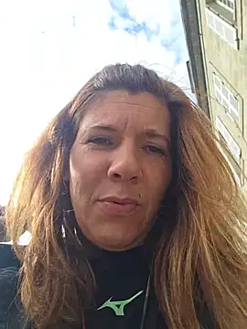 Snapshot of Lina_lou4 chatting on 04-26-26, 08:45 Lina lou4 online show from 04-26-26, 08:45