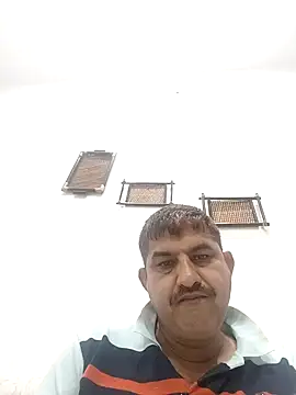 Snapshot of Amandev7 chatting on 05-10-26, 06:57 Amandev7 online show from 05-10-26, 06:57
