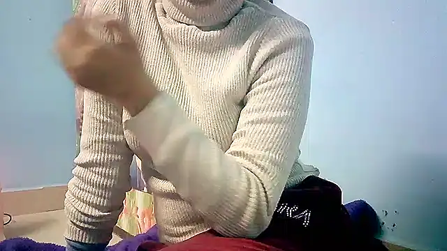 lovelydesi21 online show from 01-11-25, 12:18