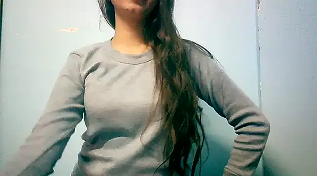 lovelydesi21 online show from 01-15-25, 03:50