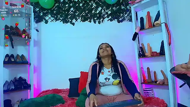 louise nails online show from 04-07-26, 12:27