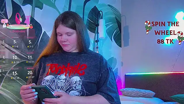 Snapshot of RubyValen chatting on 01-12-26, 01:11 RubyValen online show from 01-12-26, 01:11