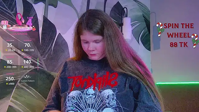 Snapshot of RubyValen chatting on 01-13-26, 01:11 RubyValen online show from 01-13-26, 01:11