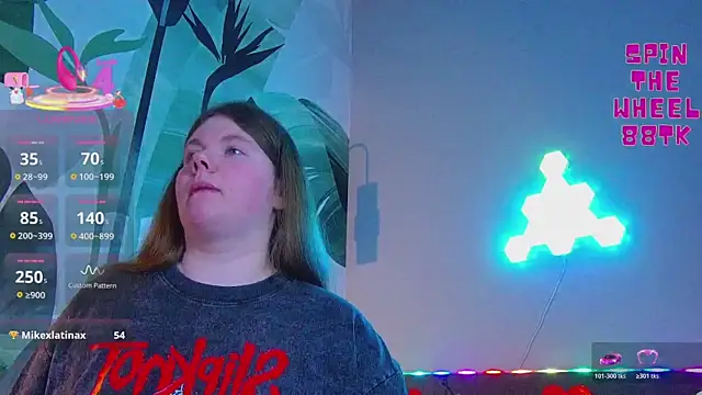 Snapshot of RubyValen chatting on 02-11-26, 01:10 RubyValen online show from 02-11-26, 01:10