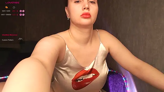 Snapshot of nutcrew chatting on 11-20-25, 07:46 nutcrew online show from 11-20-25, 07:46