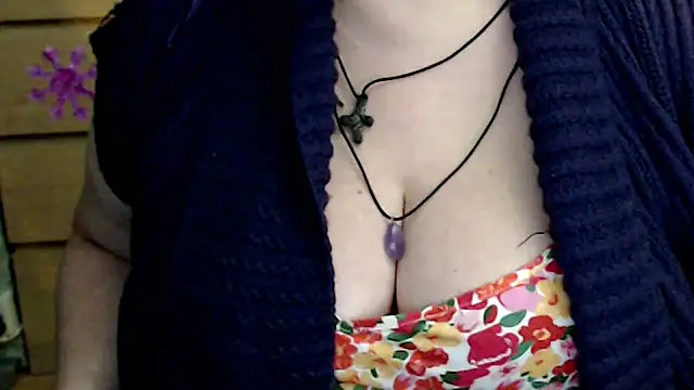 mayasmith online show from 12-01-25, 03:28