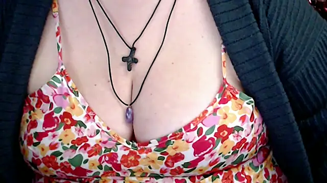 mayasmith online show from 12-20-25, 10:33