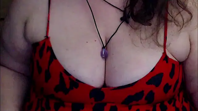 Snapshot of mayasmith chatting on 06-05-26, 07:41 mayasmith online show from 06-05-26, 07:41