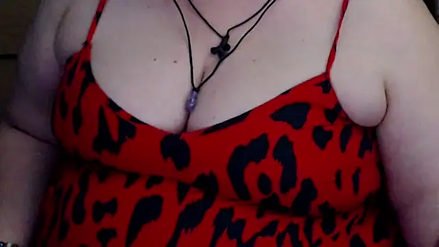 Snapshot of mayasmith chatting on 06-25-26, 11:20 mayasmith online show from 06-25-26, 11:20