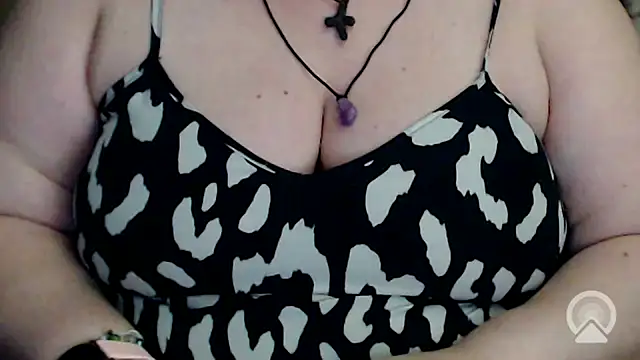 Snapshot of mayasmith chatting on 07-03-26, 12:17 mayasmith online show from 07-03-26, 12:17