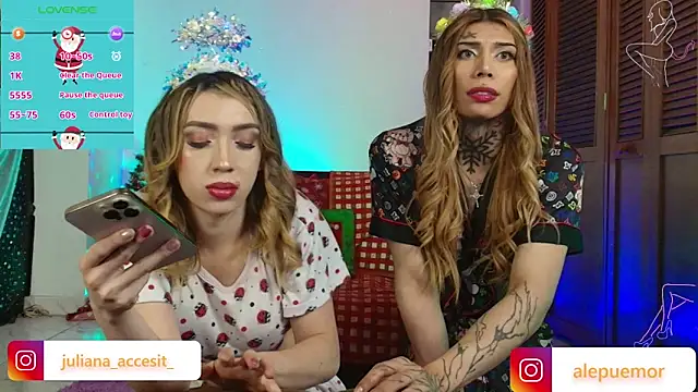 caroline cossei online show from 12-22-25, 06:43