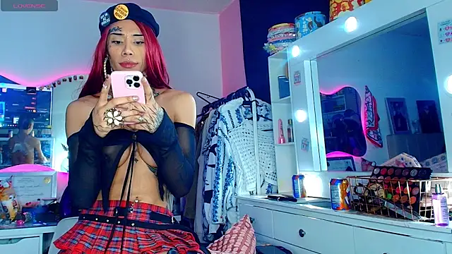 caroline cossei online show from 04-15-26, 12:12