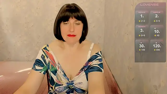 Snapshot of Rainbow_lady chatting on 06-25-26, 05:12 Rainbow lady online show from 06-25-26, 05:12