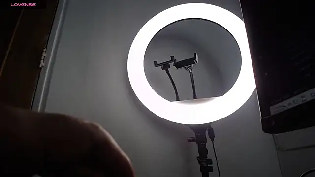  juliana rios online show from 12-21-24, 06:44