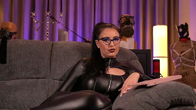 kelly kent online show from 12-03-24, 02:58