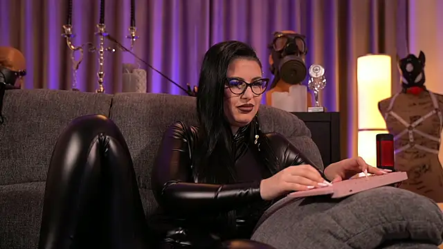 kelly kent online show from 12-13-24, 05:16