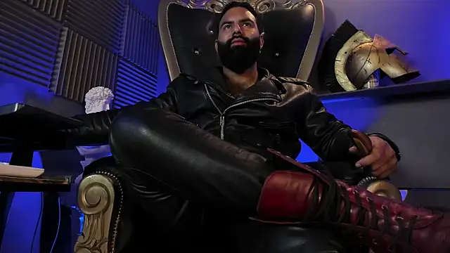 BeardAndrew online show from 10-26-25, 04:18