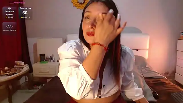 Freyja soh online show from 03-28-26, 09:47