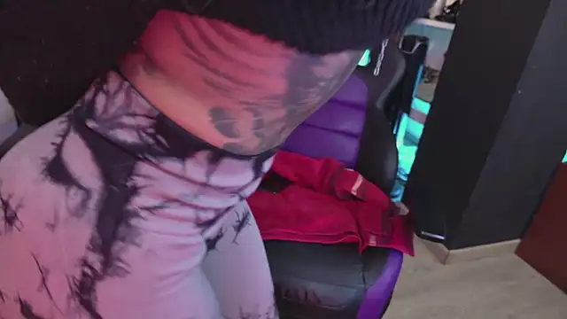 Scarlett collins02 online show from 01-22-25, 10:07