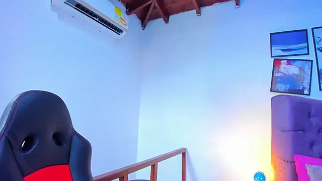 Gretta Queen online show from 11-10-25, 05:23