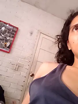 valeriaswang Lucas online show from 03-06-26, 02:24