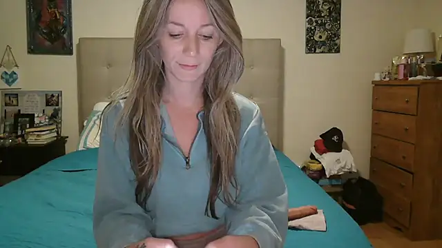 Heyitsmee33 online show from 04-02-26, 10:02