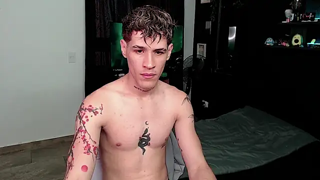 Snapshot of andybxby chatting on 02-28-25, 09:01 andybxby online show from 02-28-25, 09:01