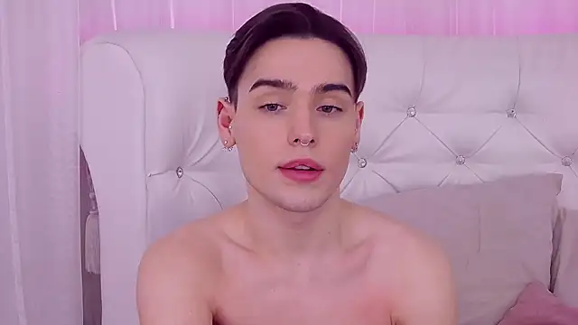 RobbyCharming online show from 01-28-25, 02:21