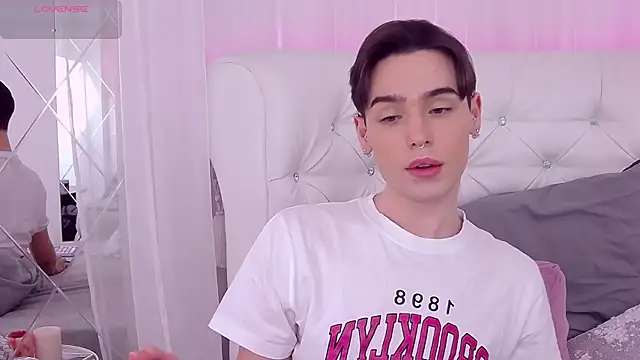 RobbyCharming online show from 02-21-25, 07:54