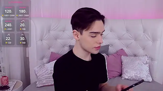 RobbyCharming online show from 03-16-25, 07:38