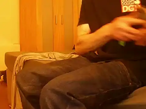 uk-bobbie-uk online show from 12-30-24, 07:32