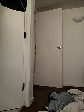 uk-bobbie-uk online show from 03-01-25, 06:11