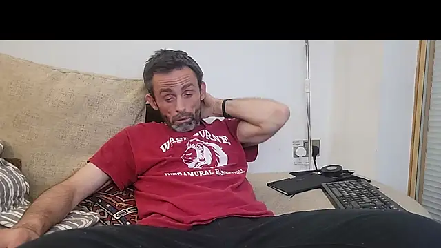 uk-bobbie-uk online show from 10-20-25, 04:02