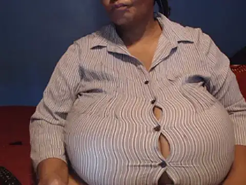 Snapshot of CUTEFIRMMELONSS chatting on 01-24-25, 09:05 CUTEFIRMMELONSS online show from 01-24-25, 09:05