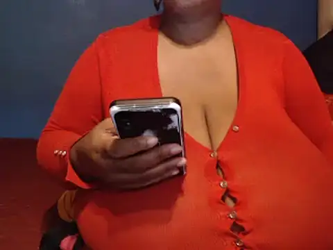 Snapshot of CUTEFIRMMELONSS chatting on 02-11-25, 05:29 CUTEFIRMMELONSS online show from 02-11-25, 05:29