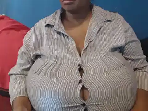 Snapshot of CUTEFIRMMELONSS chatting on 02-15-25, 08:00 CUTEFIRMMELONSS online show from 02-15-25, 08:00